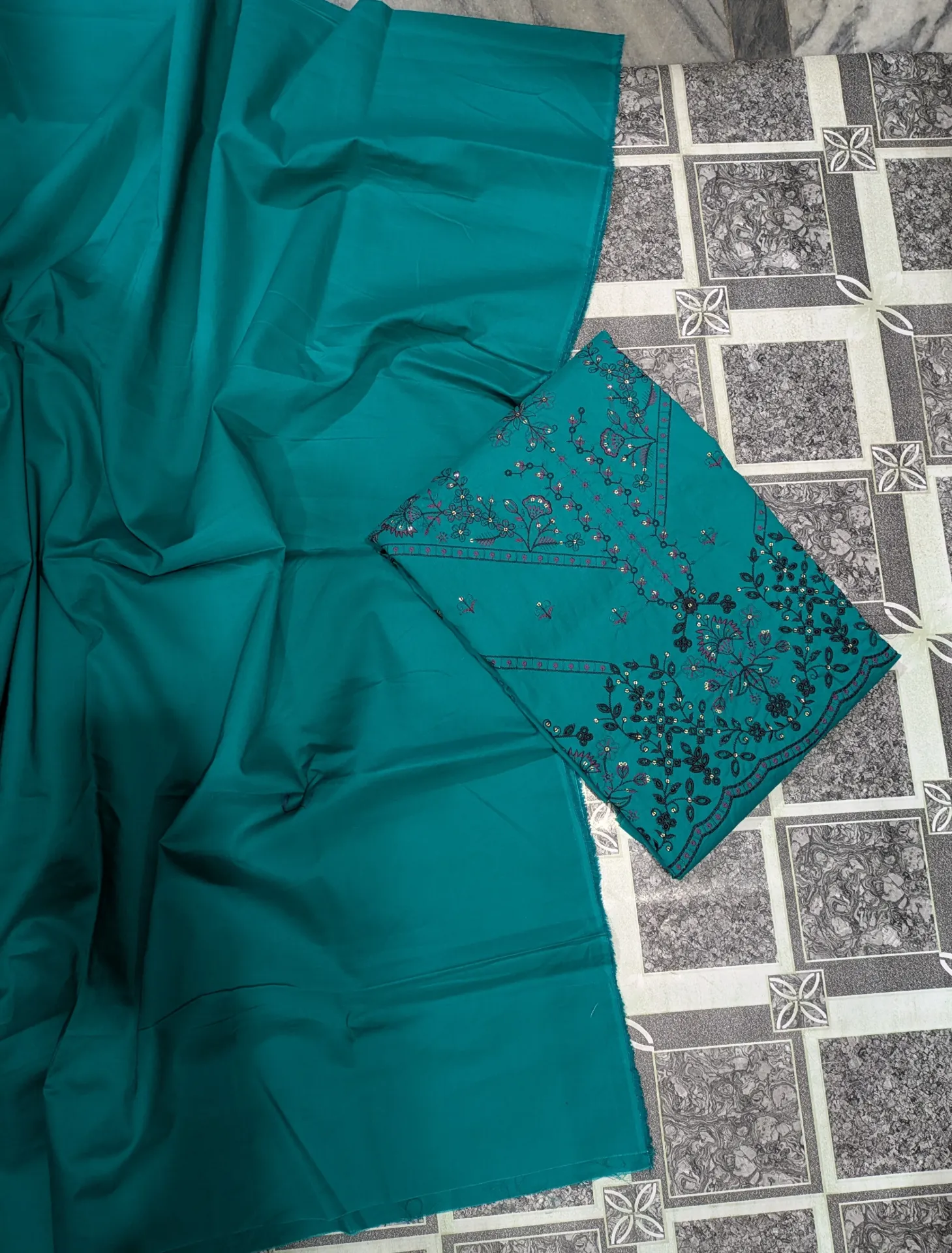 New Arrivals Unstitched  Tawakkal Cotton  Winter 2-Piece Collection – Get up to 50% OFF! Only at the Brands Gala."