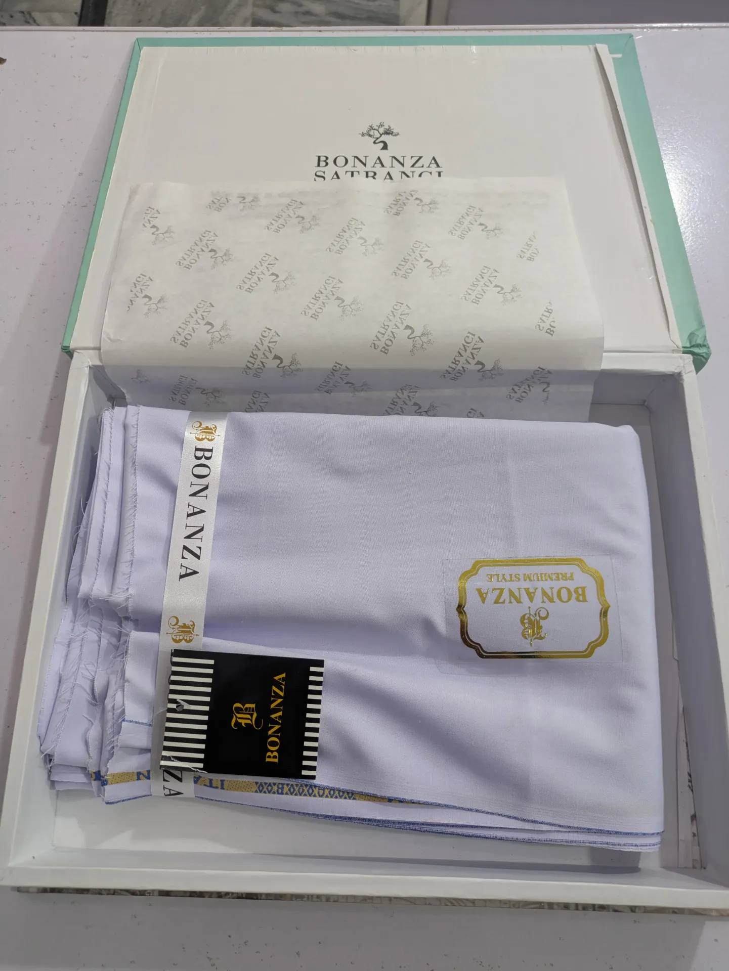 New Arrivals Unstitched BONANZA SATRANGI Men's Box pack Collection – Get up to 50% OFF! Only at the Brands Gala."