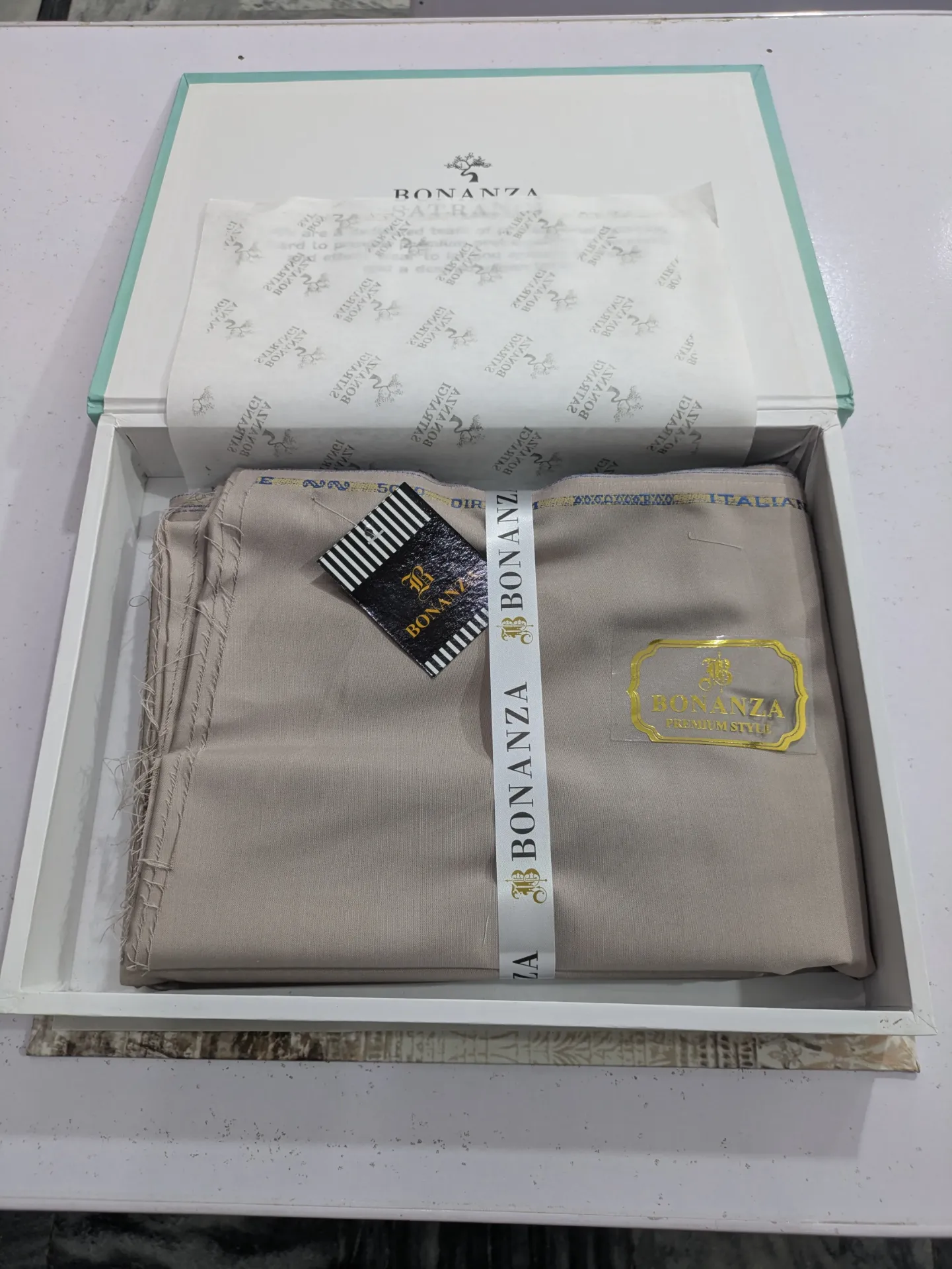 New Arrivals Unstitched BONANZA SATRANGI Men's Box pack Collection – Get up to 50% OFF! Only at the Brands Gala."