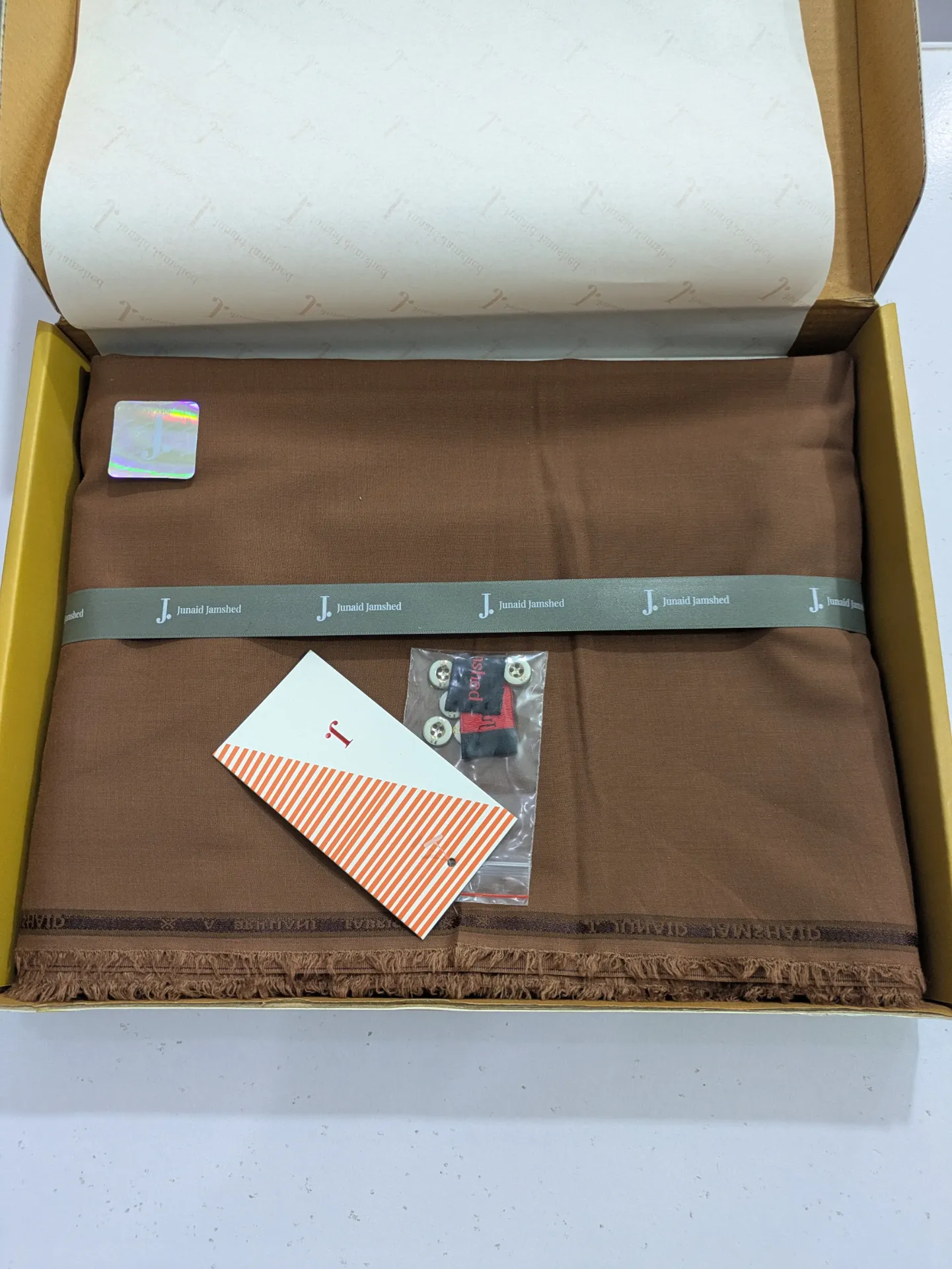 New Arrivals Unstitched J. Men's Box pack Collection – Get up to 50% OFF! Only at the Brands Gala."